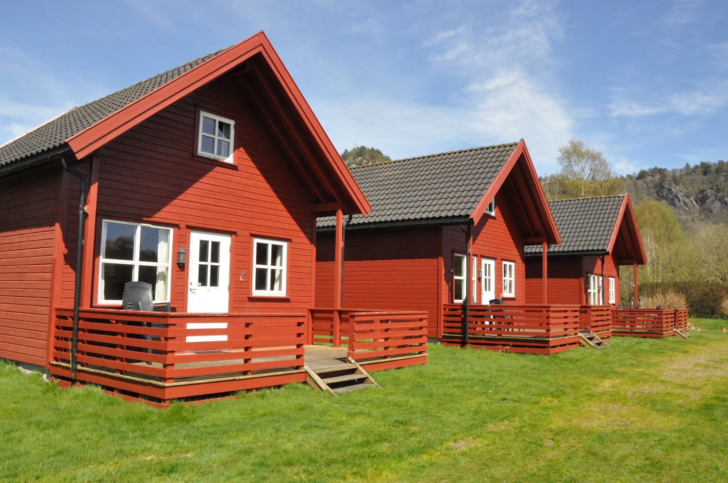 bildet viser hytter på CAmp Åpta