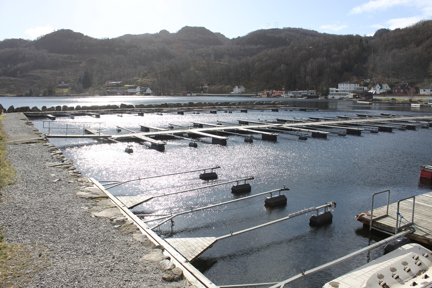 Bildet viser båthavn på Camp Åpta